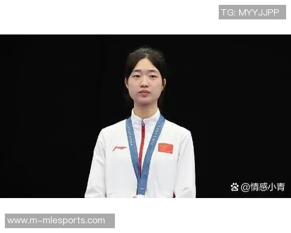 s15电竞专访李芳回顾DOTA2职业生涯的辉煌与挑战